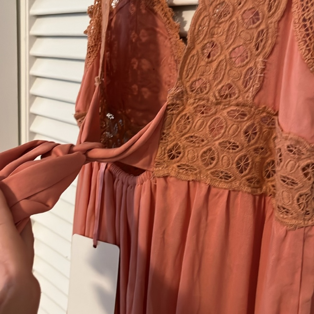 Peach tie back Sun dress - Picture 5 of 7
